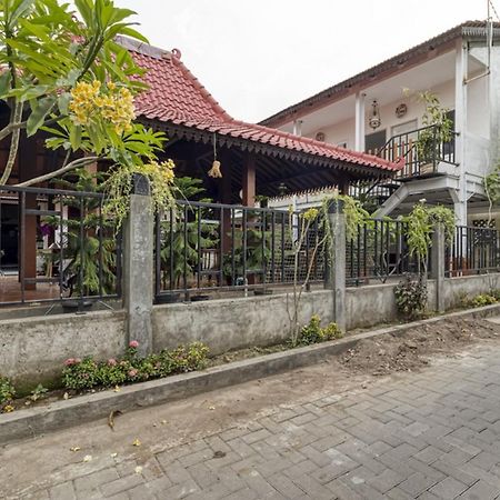 Reddoorz Syariah Near Wijilan 2 Yogyakarta Hotel Exterior photo